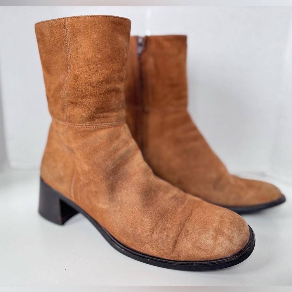 COACH New York Tan Suede Block Heel Square Toe Boots Women’s Size 8.5 - Picture 2 of 12